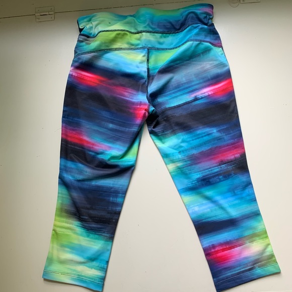 Multi-color Running Capris - Picture 2 of 3